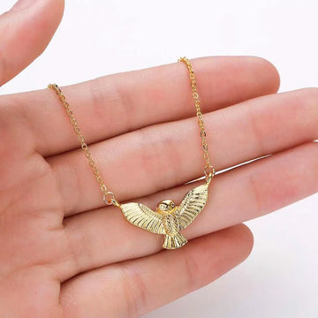 Simple Open Wings Owl Necklace