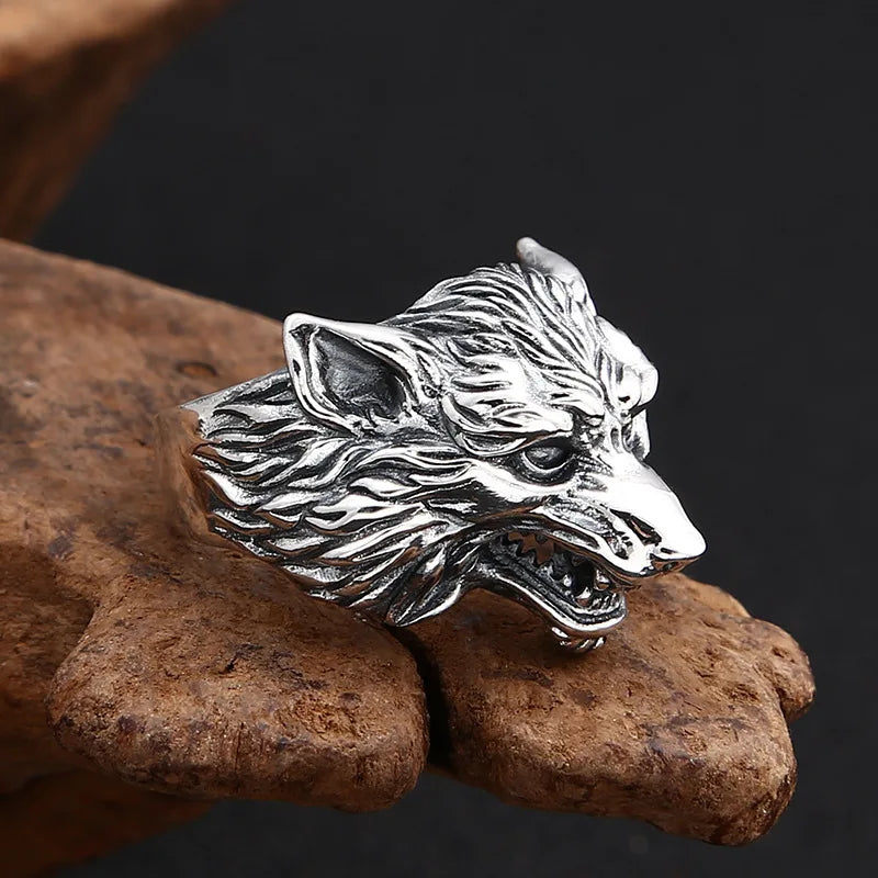 Retro Wolf Head Ring