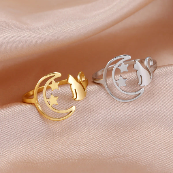 Stunning Moon and Cat Ring